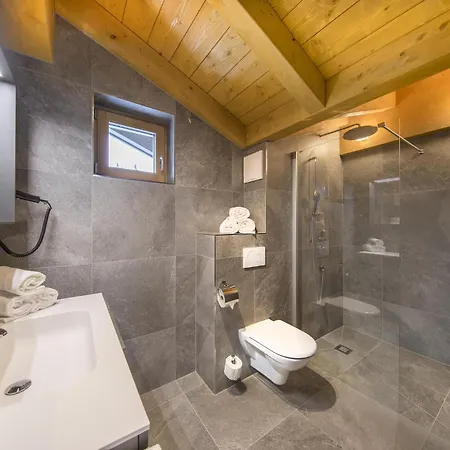 Tauern Juwel 6 Holiday home Hollersbach im Pinzgau